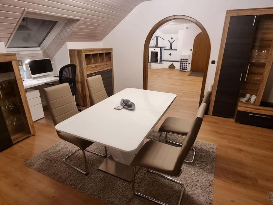 Gemuetliche Wohnung Am Waldrand Thierhaupten Exterior foto