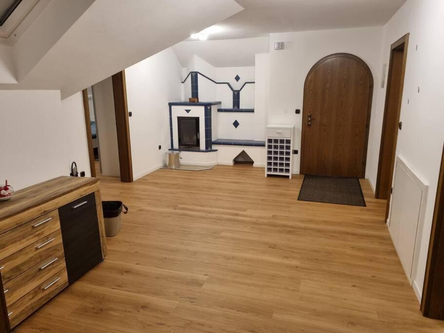 Gemuetliche Wohnung Am Waldrand Thierhaupten Exterior foto